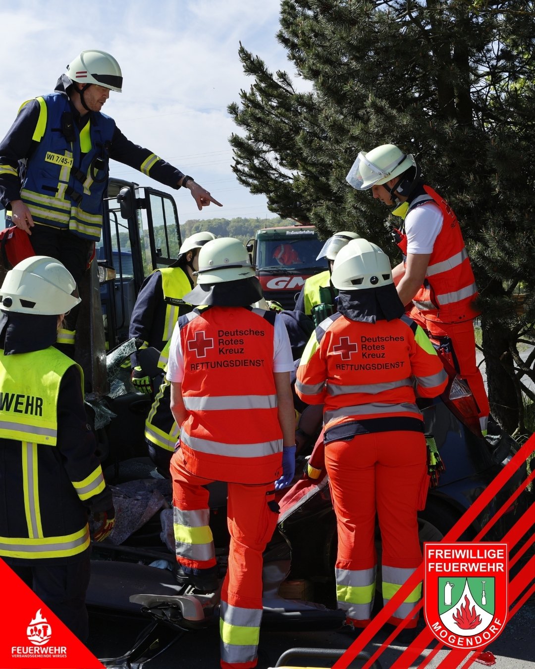Feuerwehr und Rettungsdienst trainieren gemeinsam für den Ernstfall